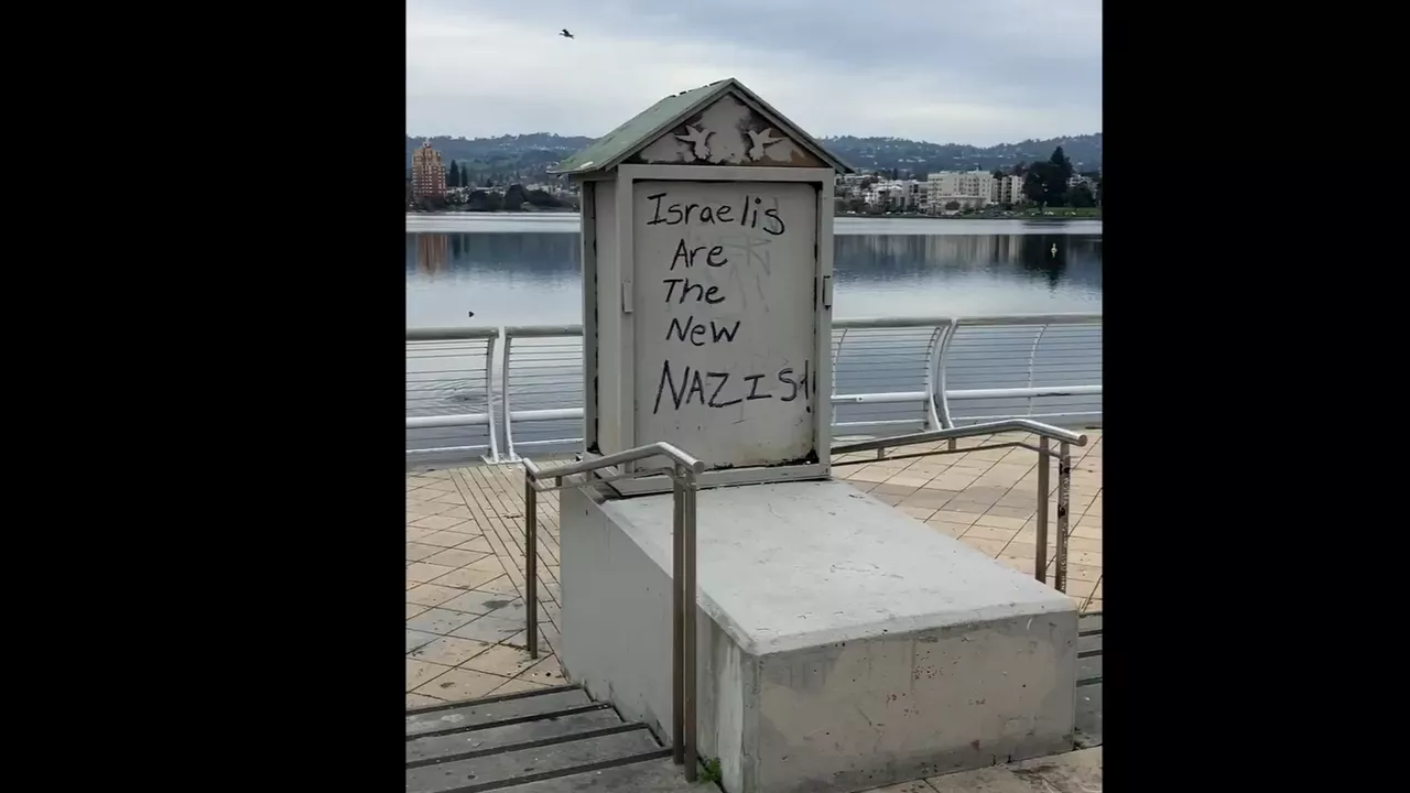 Hateful message written by menorah at Oakland's Lake Merritt