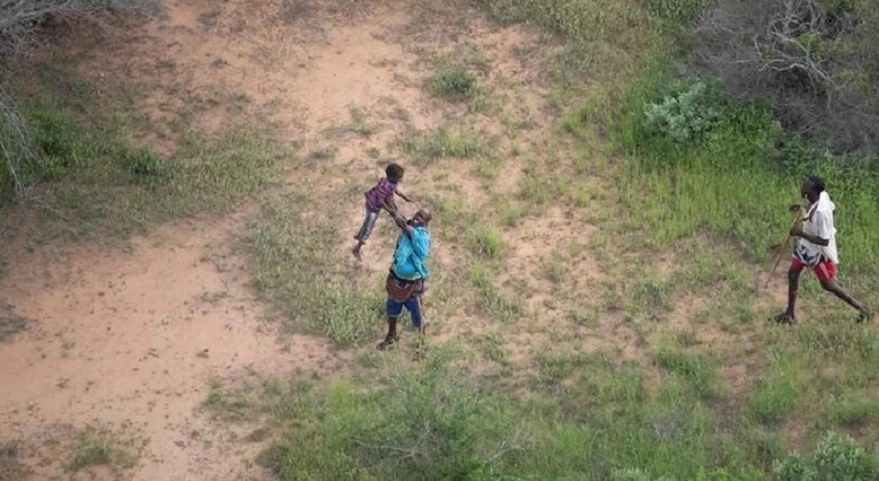 Bambino ritrovato vivo dopo sei giorni nel parco nazionale dello Tsavo