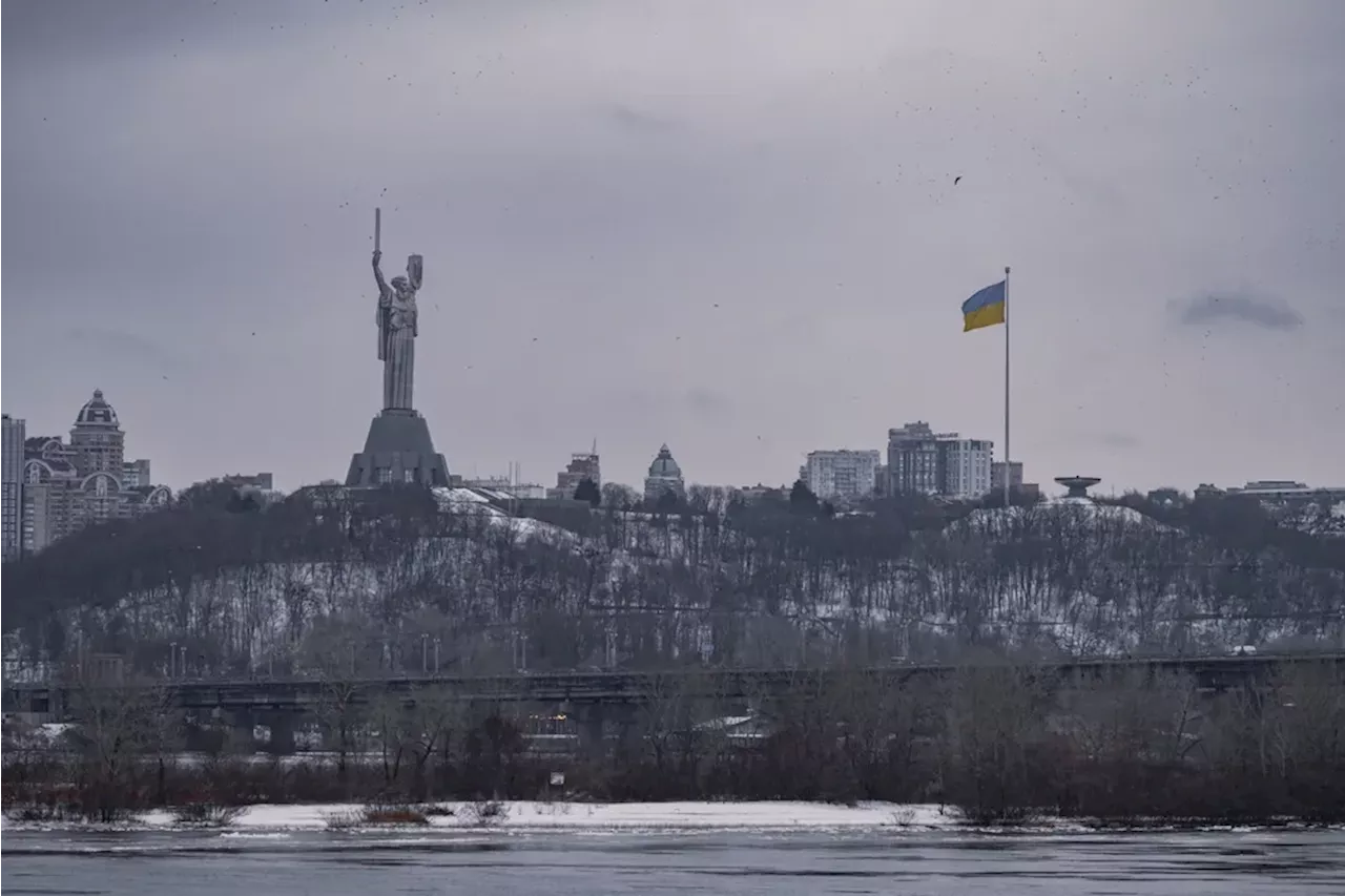 Уменьшается количество украинцев, готовых терпеть вооруженный конфликт