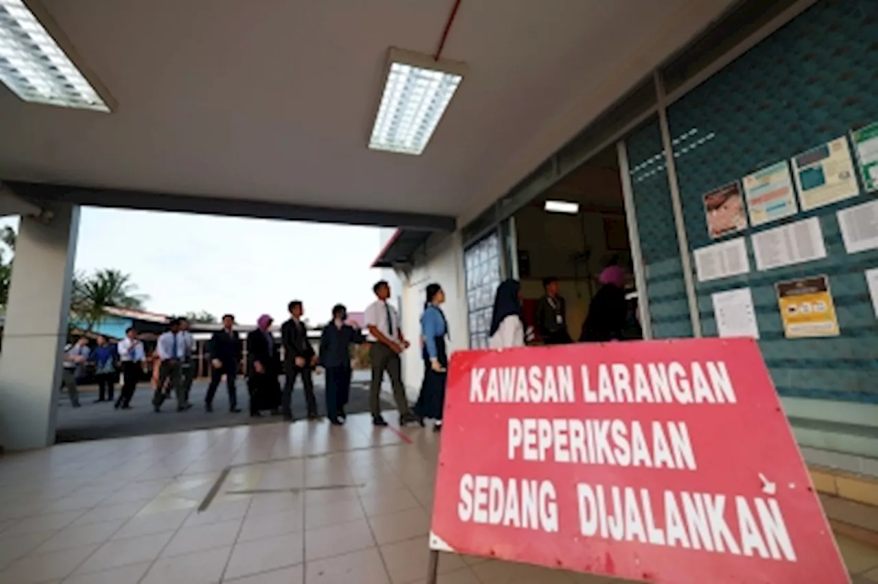 Education Ministry Works to Ensure SPM Exams Uninterrupted Amid Floods