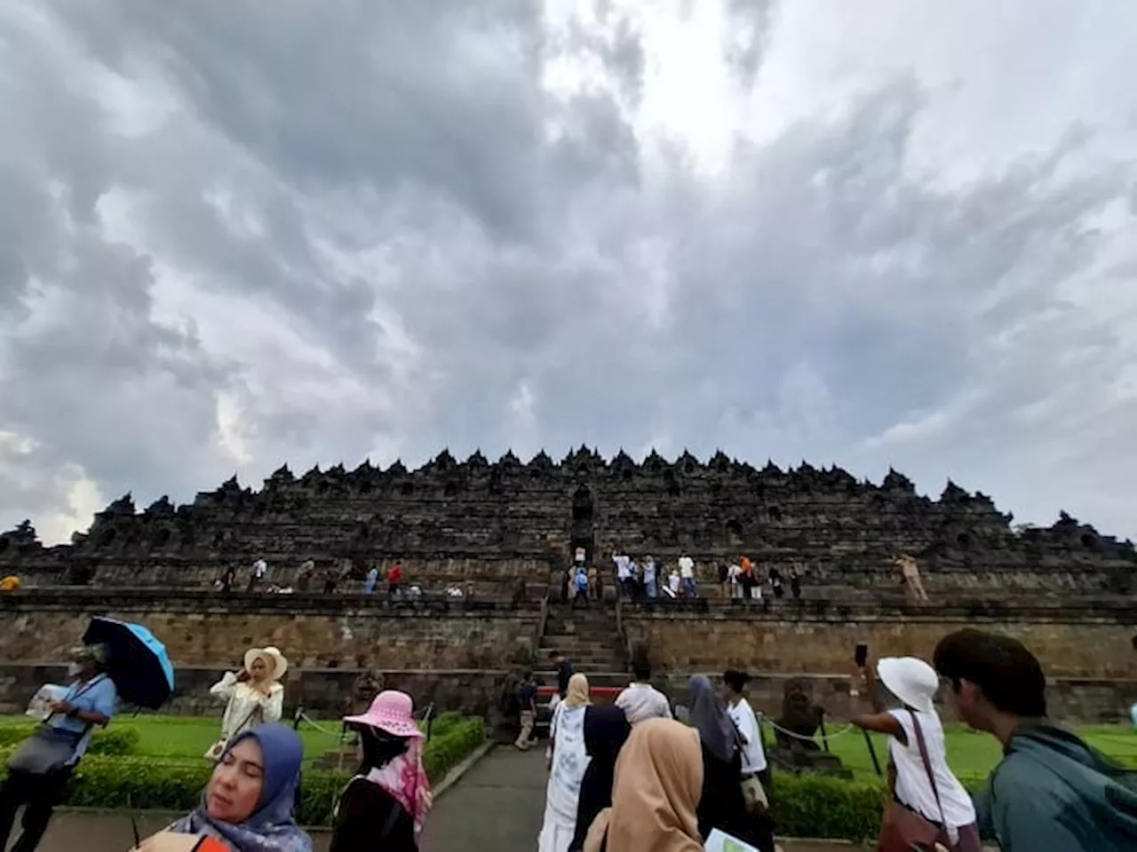 Wisatawan Borobudur Capai 11 Ribu Orang Per Hari Selama Nataru