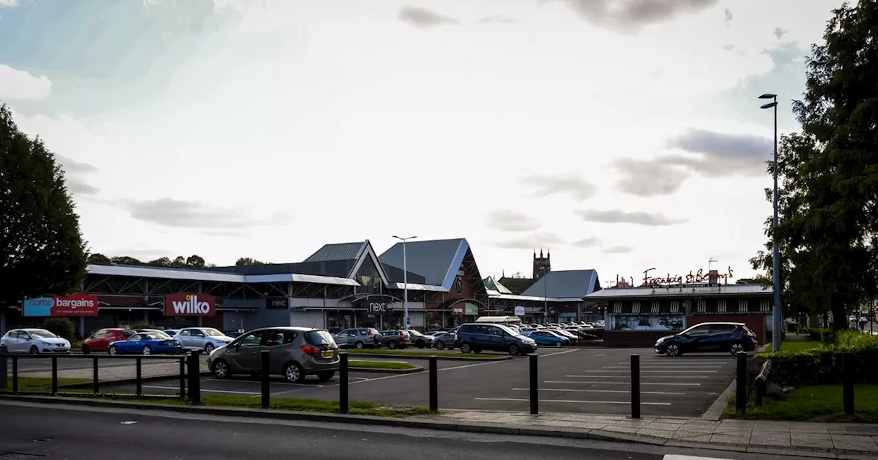 Couple Fined £100 After Broken Parking Machine at Shopping Centre