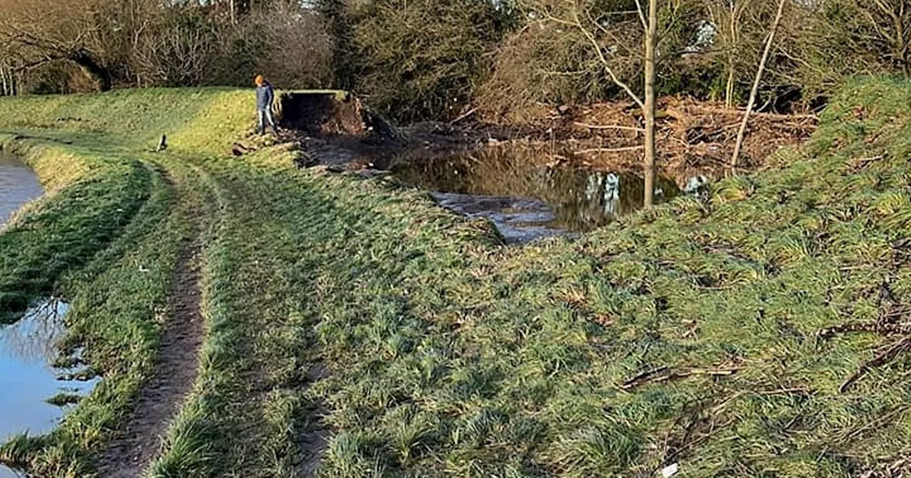 Didsbury Floods: Embankment Collapse Triggers Major Rescue Operation