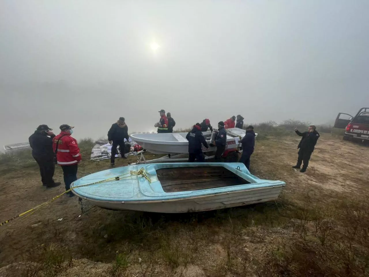 Localizan cuerpos de las dos personas restantes tras hundimiento de lancha en presa de Metepec