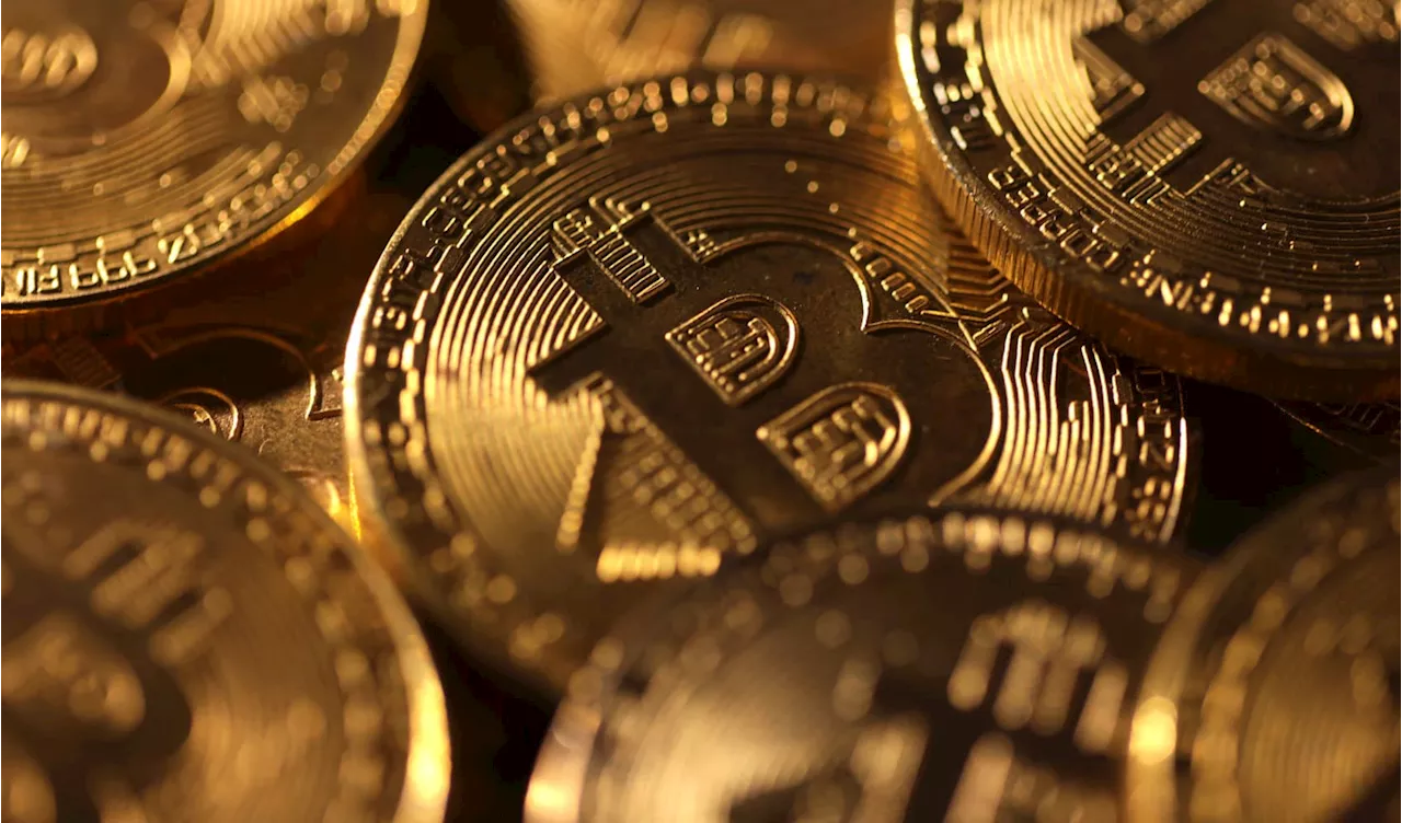 Bitcoin Rises 2% as Crypto Industry Looks Forward to 2025