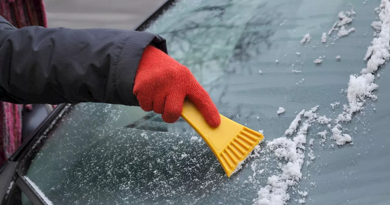 Don't Use Cardboard to Prevent Frozen Windscreens