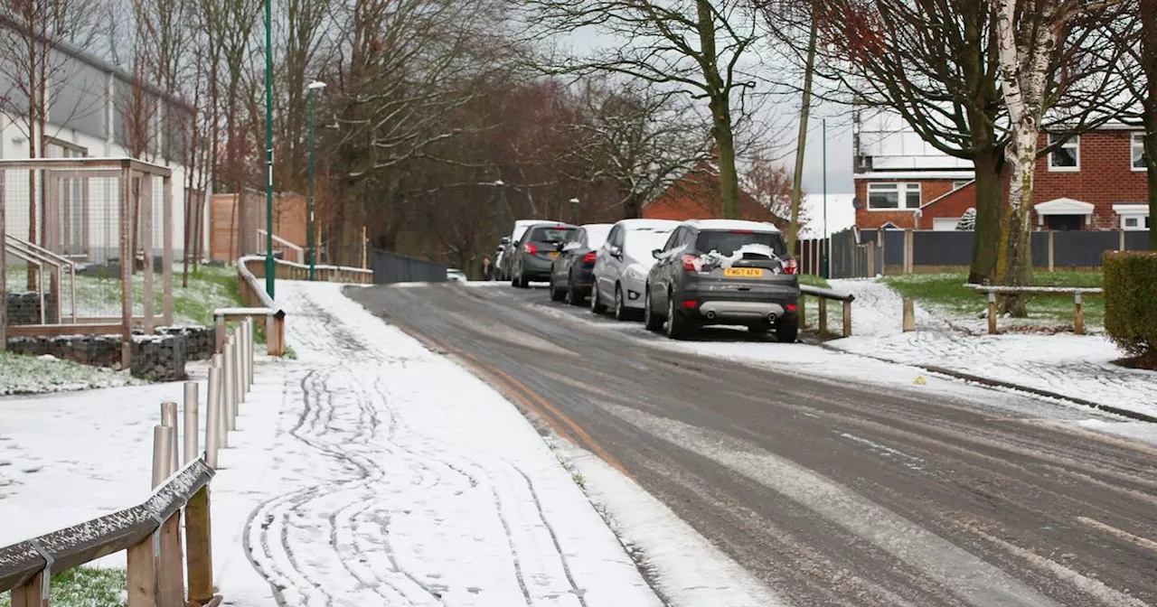 UK Braces for Disruptive Weather with Snow and High Winds on New Year's Day