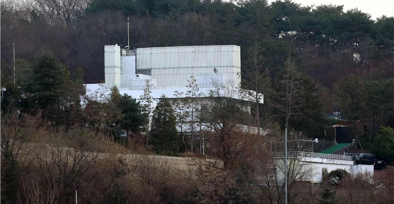 내란 수괴 윤석열 체포? 대통령경호처, 내란 동조 부역?