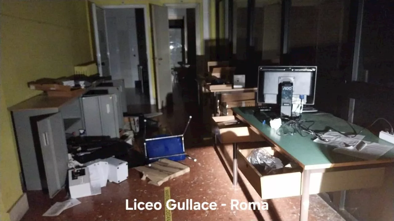 Fiaccolata per il Liceo Gullace: Mobilitazione per la Riapertura