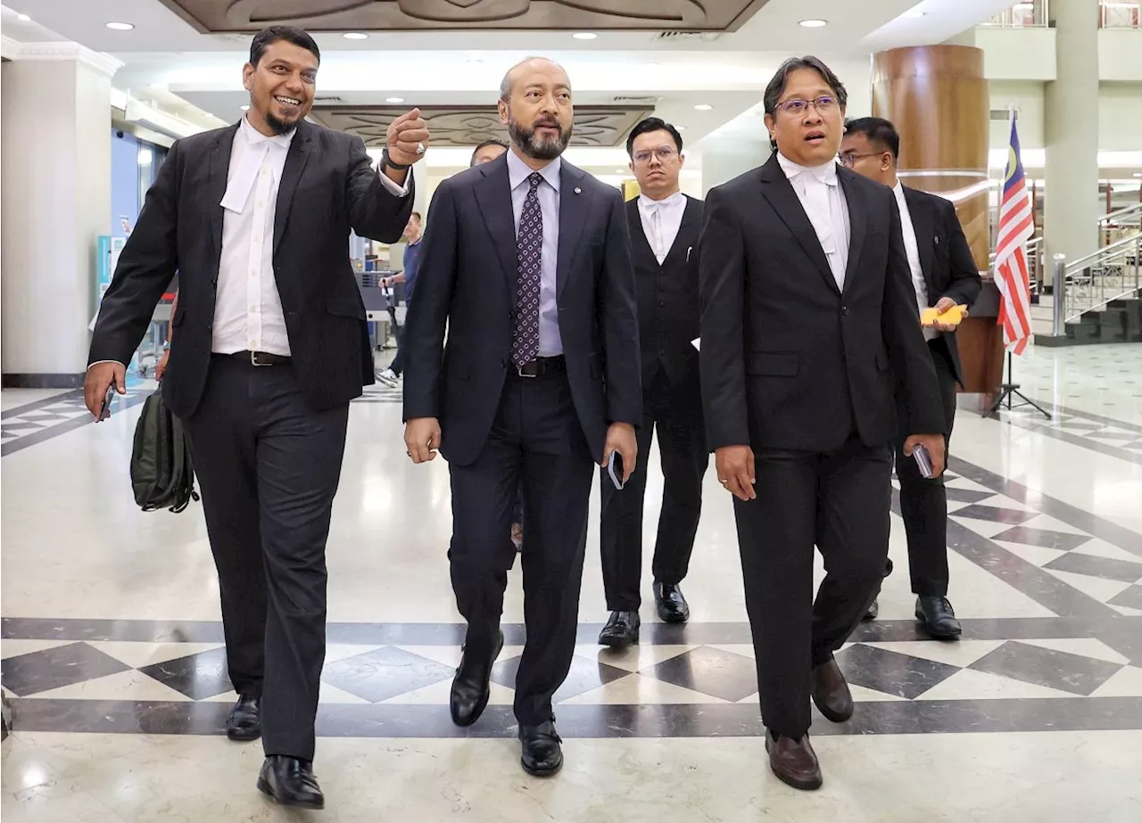 Mukhriz Mahathir Seeks to Challenge RM5 Million Tax Notice