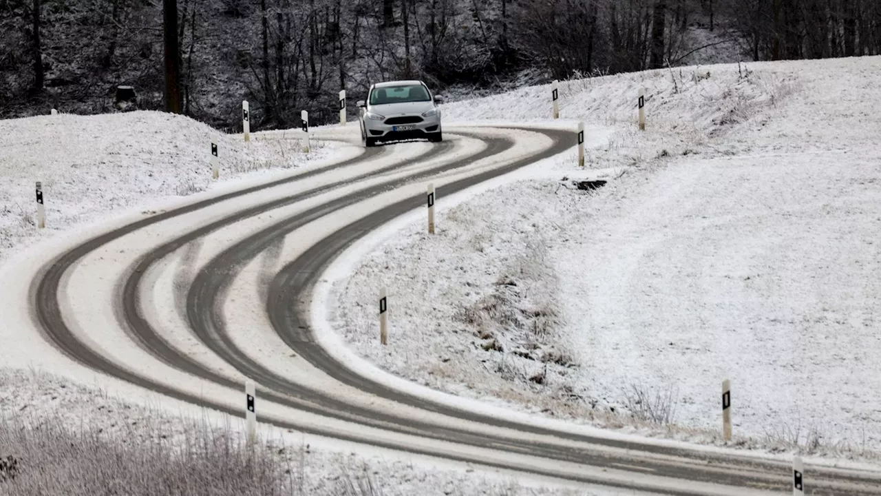 Winterwetter: Glättegefahr bei Schnee und Frost im Südwesten