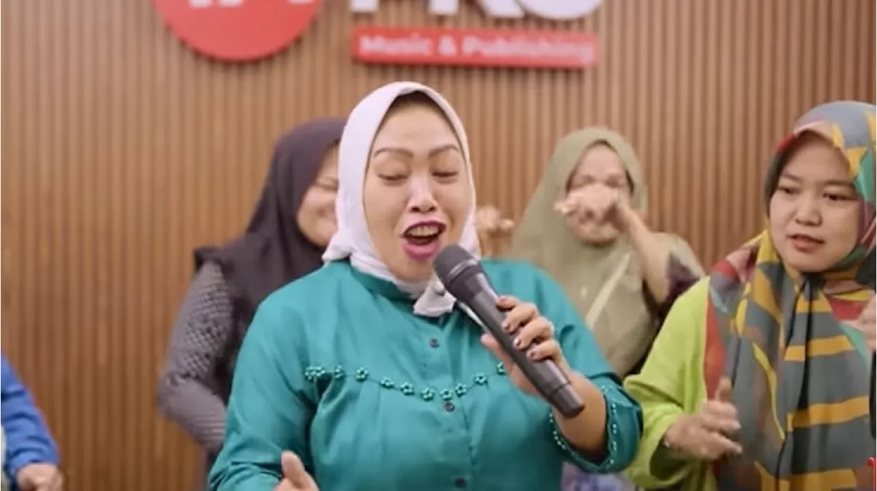 Viral Lagu 'Tembak-Tembak Dor Dor Dor' Berkat Bunda Dor Dor