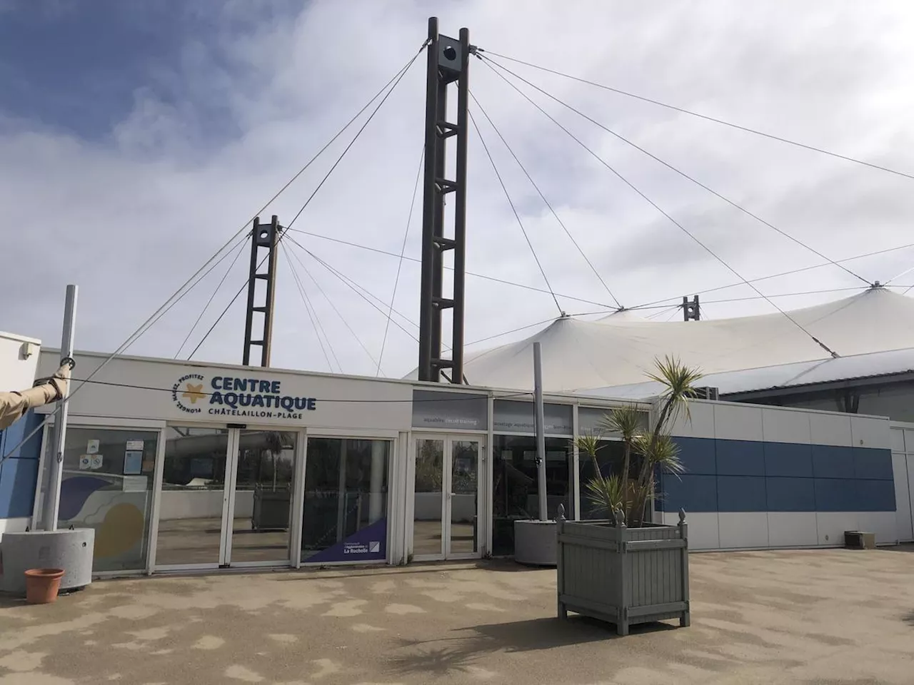 Charente-Maritime : la piscine de Châtelaillon-Plage fermée pour manque de personnel