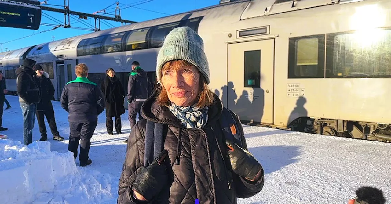 Ett spår öppnat i Laxå men tågen mellan Göteborg och Stockholm fortsatt försenade