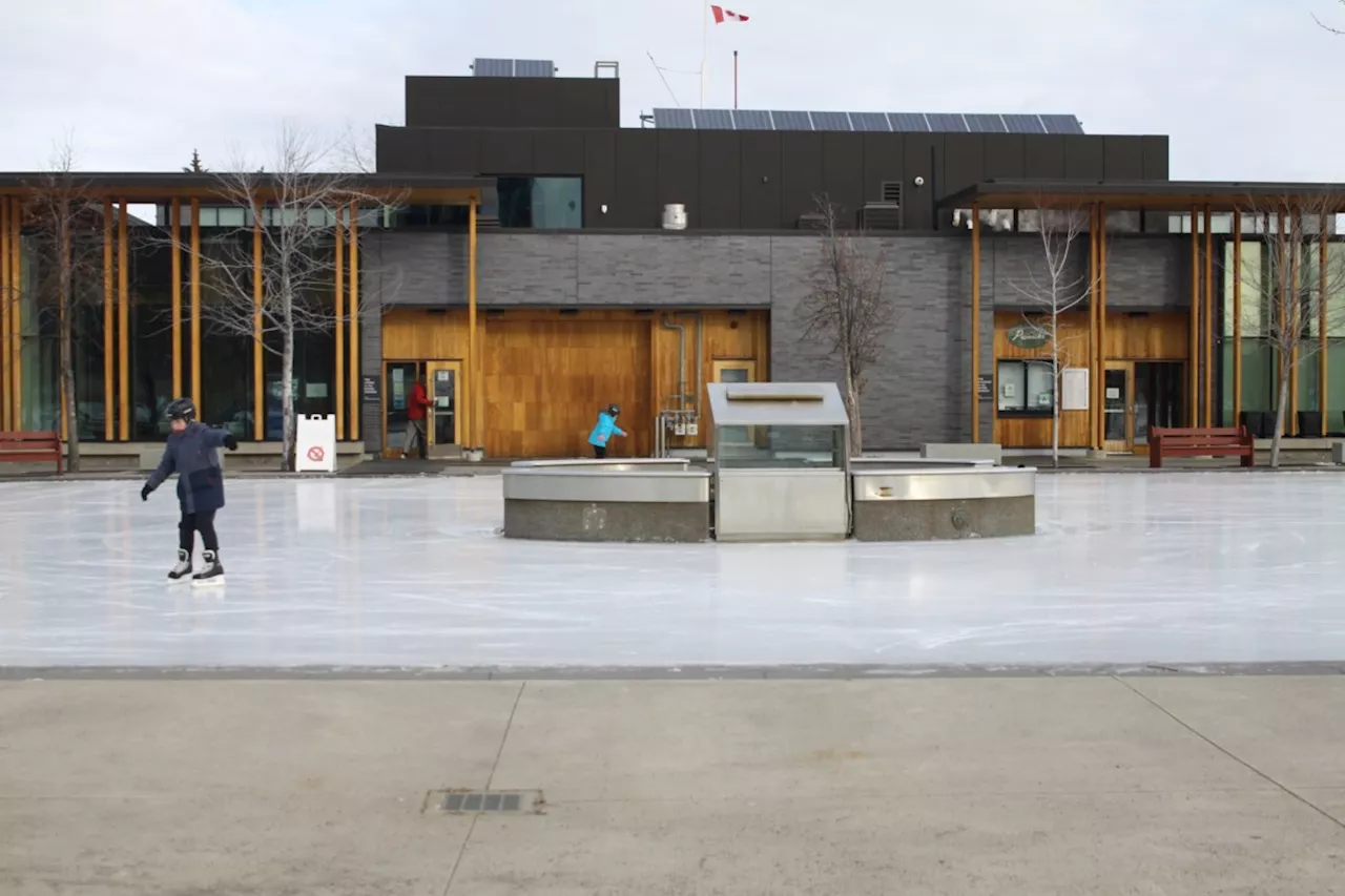 Thunder Bay Outdoor Rinks Reopen Despite Mild Weather