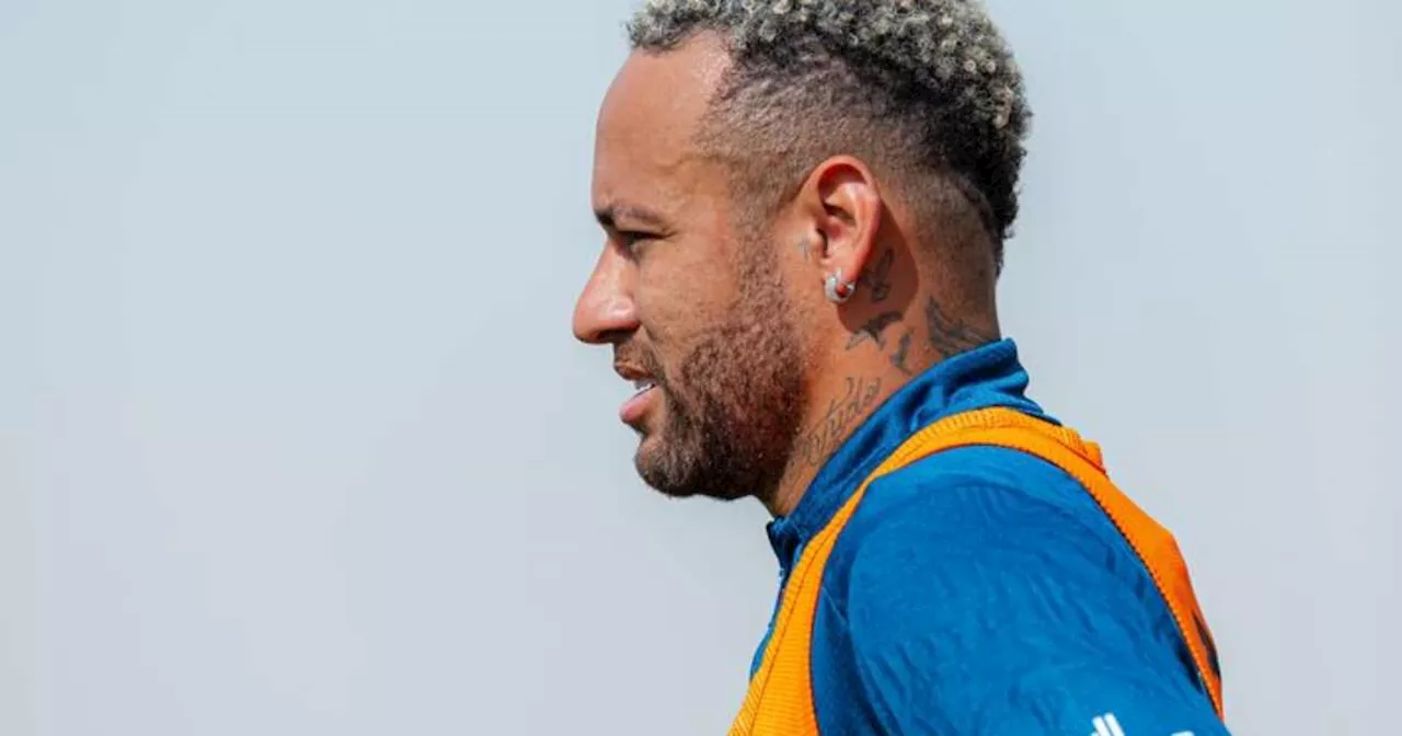 Neymar perde primeiro treino no Al-Hilal após Réveillon por dor no estômago