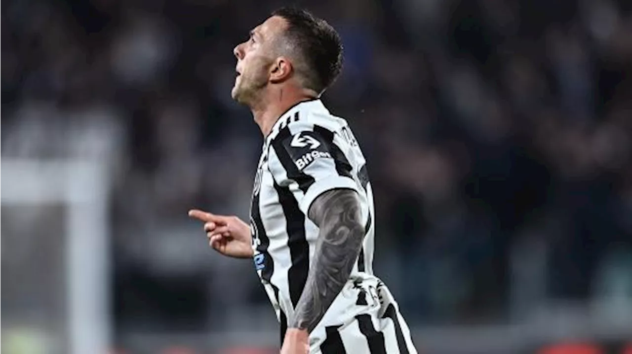 Bernardeschi: 'Felice per il ritorno alla Juve di Chiellini, Danilo meritava un'altra conclusione'