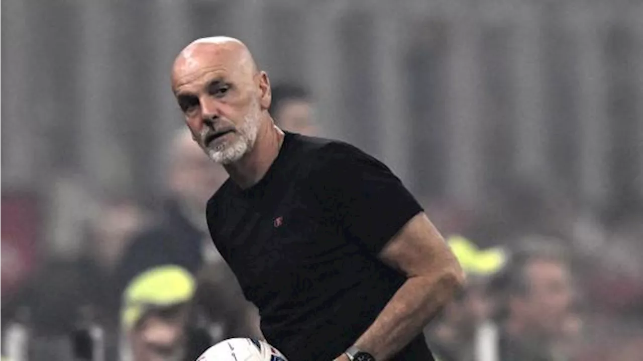 Pioli al lavoro con il Milan: le possibili scelte per la sfida con la Juventus