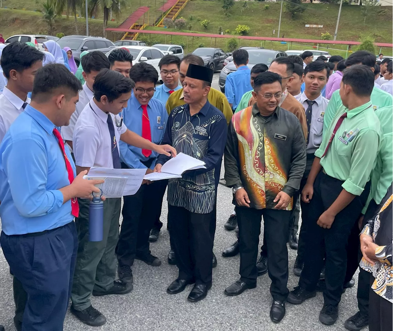 Two Seniors Among 16,929 SPM Candidates in Negeri Sembilan