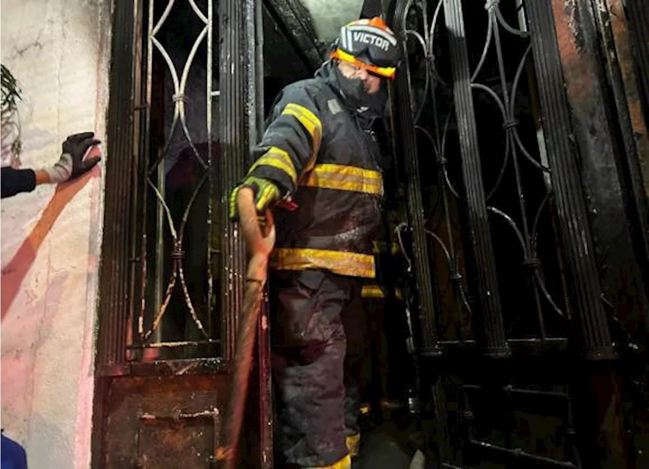 Incendio en Monterrey deja un fallecido y cuatro heridos