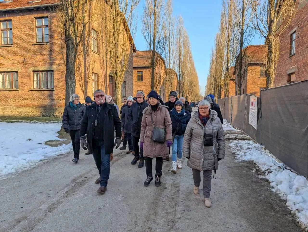 À Auschwitz-Birkenau, ils découvrent l'horreur des camps de la mort, 80 ans plus tard