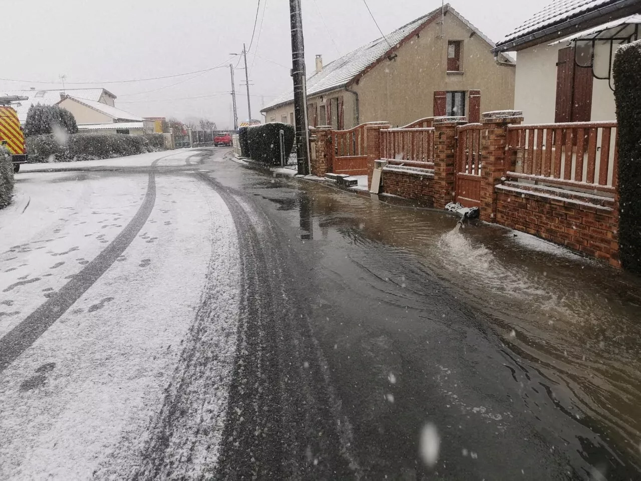 Neuf départements en vigilance jaune neige-verglas ce mardi