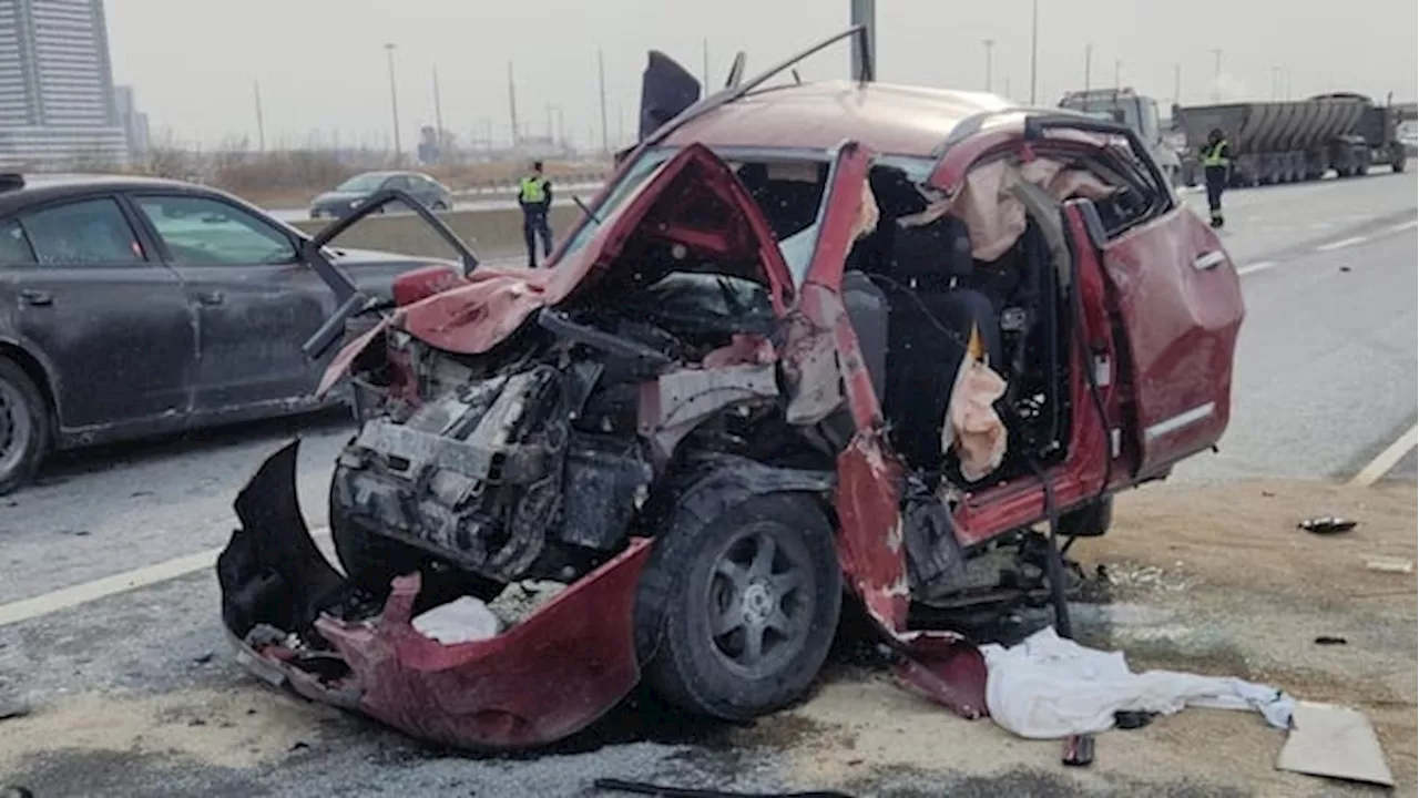 Woman Injured in Three-Vehicle Crash on Highway 400