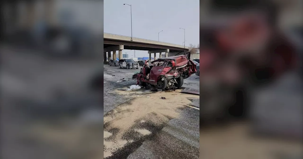 Three-car crash closes SB express lanes of Hwy. 400 in Vaughan