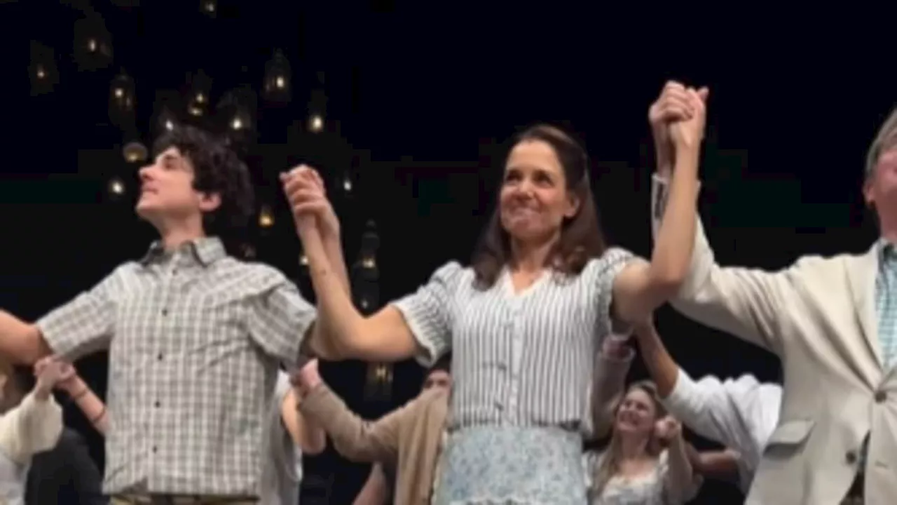 Katie Holmes shares her 'dressing room farewell' after making final curtain call in Our Town