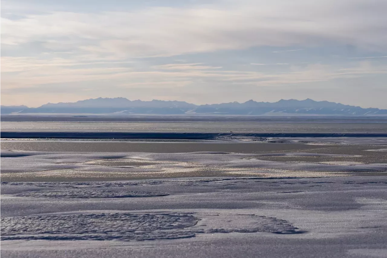 Trump to sign executive order supporting oil and gas drilling in Alaska