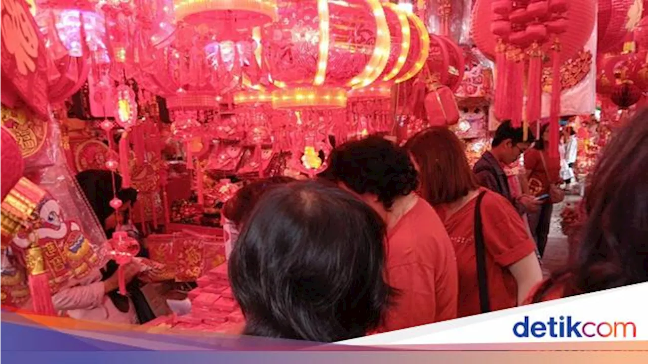 Pengunjung Glodok Membludak, Pedagang Kebanjiran Cuan Jelang Imlek