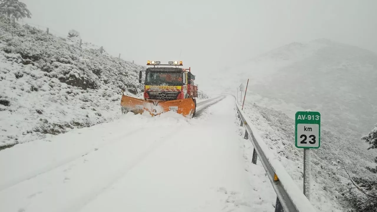 DGT alerta por fuertes nevadas en Castilla y León