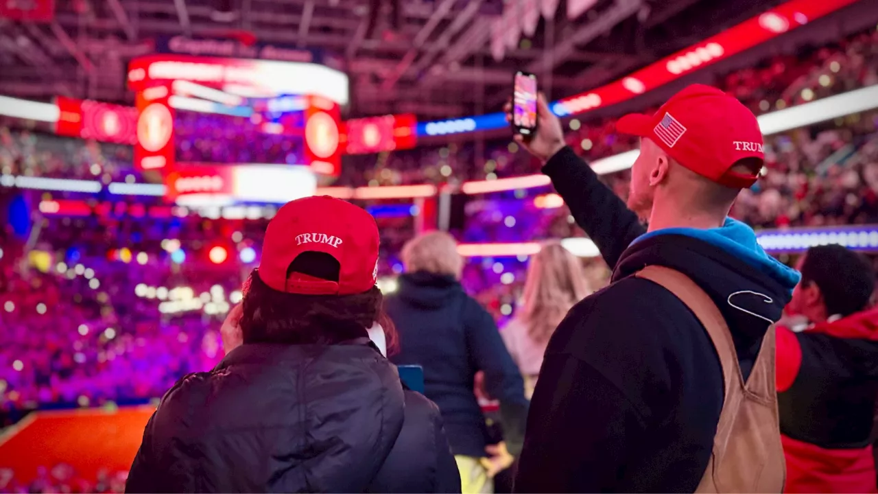 Trump Supporters Brave Winter Weather for 'Make America Great Again' Rally