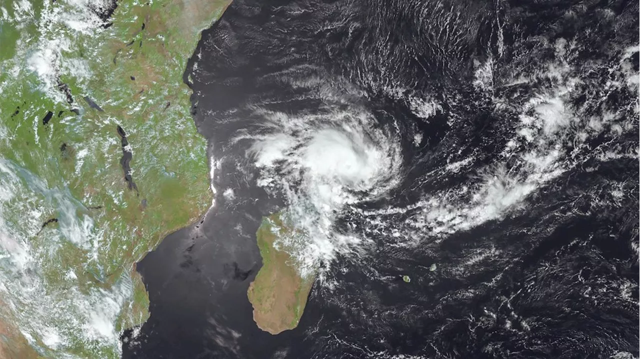 Tempête Dikeledi : Risque d'inondation et de glissements de terrain à Mayotte