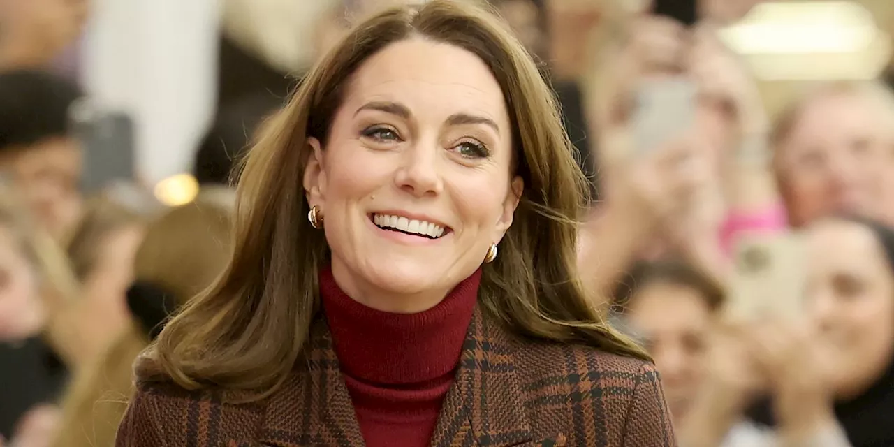 Princess of Wales Visits Royal Marsden Hospital, Wears Earrings Possibly Linked to Princess Diana