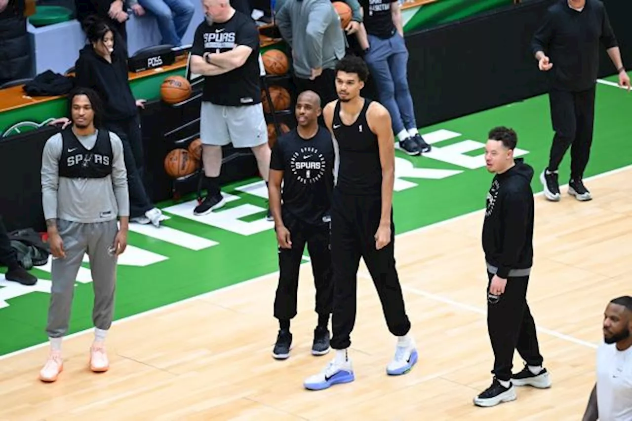 Les Spurs Préparent leur Face-à-Face avec les Pacers à Paris