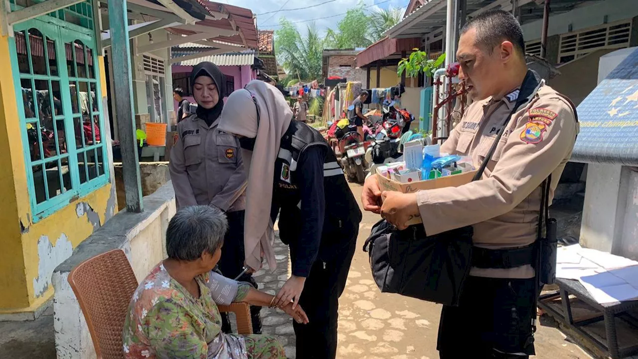 Polresta Bandar Lampung Berikan Layanan Kesehatan Gratis Bagi Korban Banjir