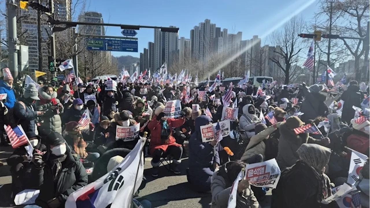 “확성기로 쉴새 없이 고성, 너무 괴로워”…한남동 이어 이 동네 주민들도 지옥