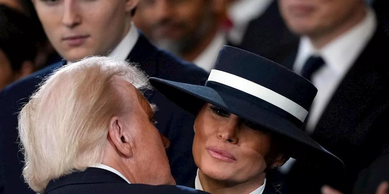 Kurioser Moment: Melania Trump und Bidens letztes Kreuzzeichen