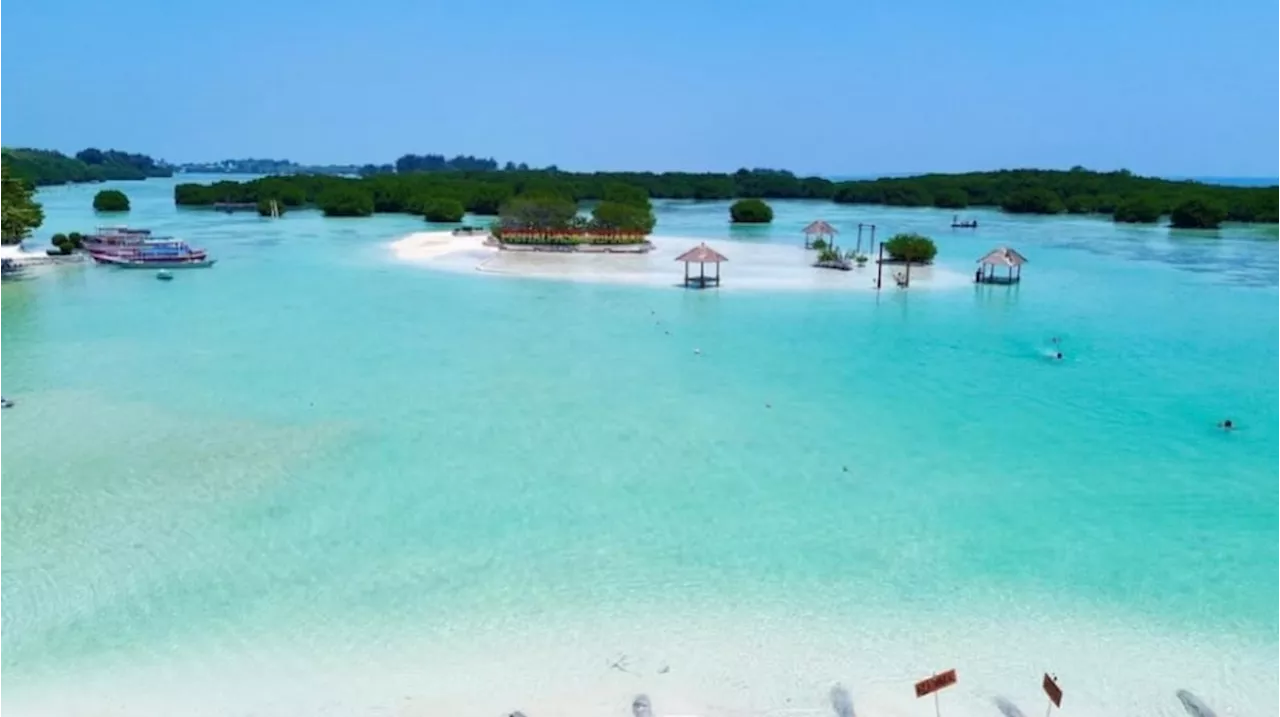 Pasir Laut Pulau Pari Dikeruk Demi Pariwisata, Warga Murka