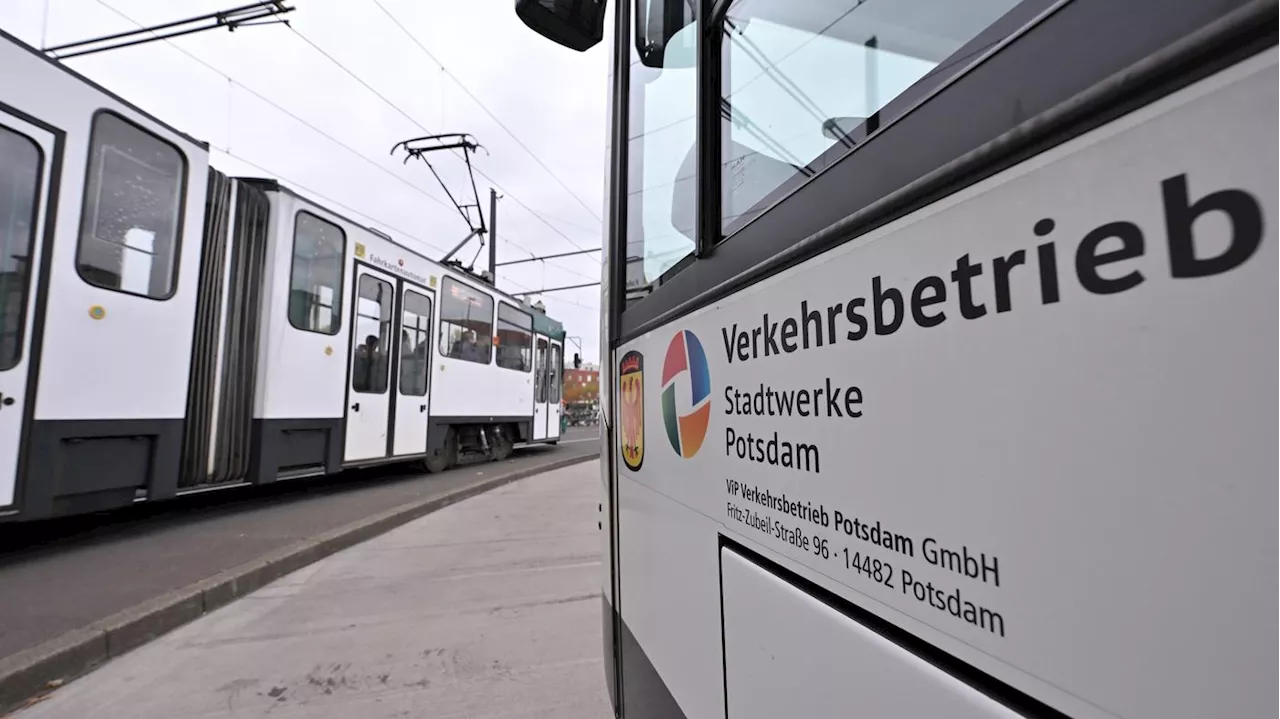 Nächtliche Arbeiten an Tramleitung: Zwei Wochen Ersatzverkehr in Potsdams Süden