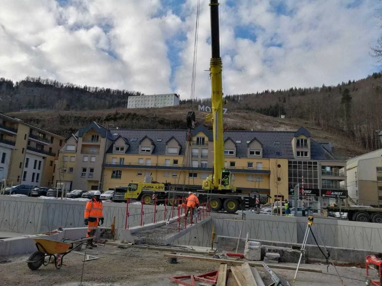 Des passerelles extraordinaires vont sublimer le paysage industriel de cette petite ville du Haut-Jura