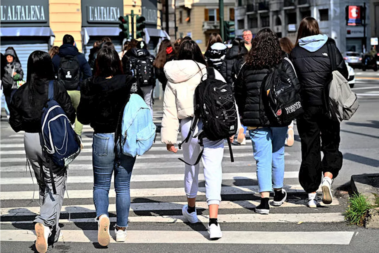 Insegnante aggredita da alunno al liceo Parini di Seregno