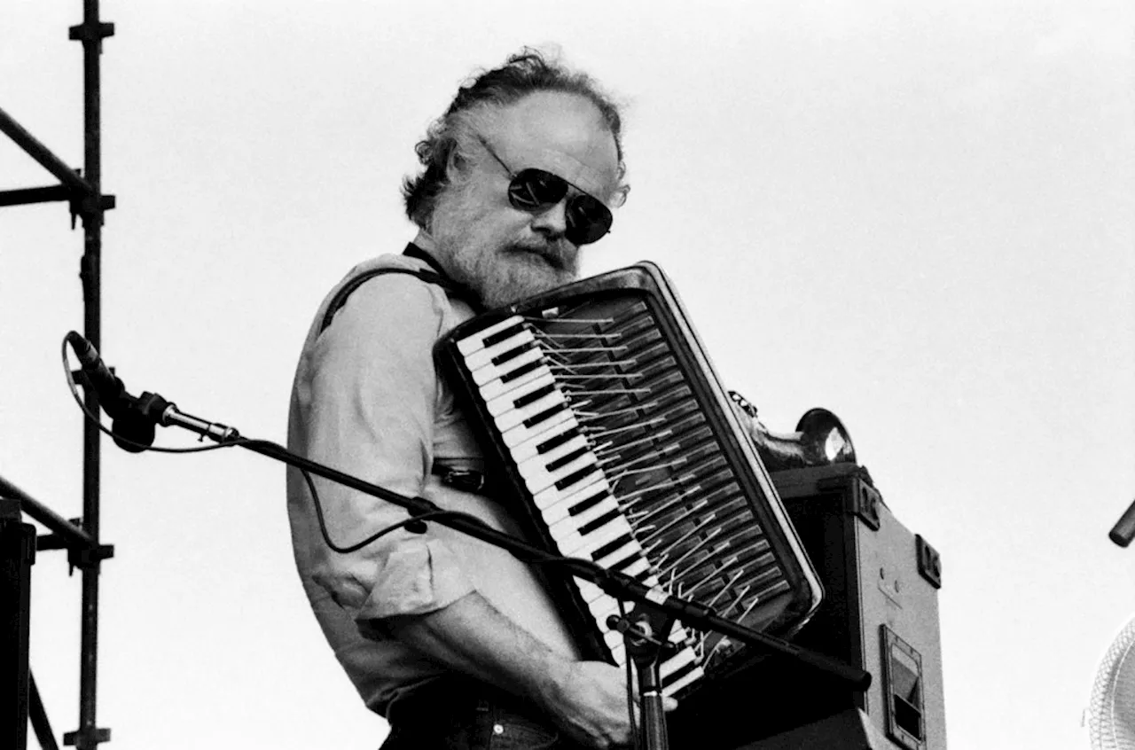 Garth Hudson, The Band Keyboardist Dies at 87