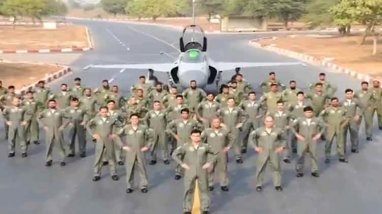 Pakistan contingent lands in Saudi Arabia to participate in 'Spears of Victory-2025' exercise