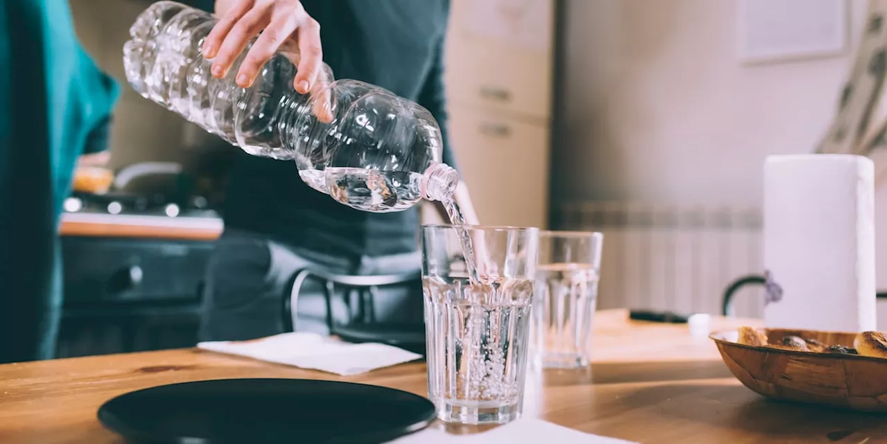 Fünf Gläser Wasser mehr am Tag können Ihr Leben um Jahre verlängern