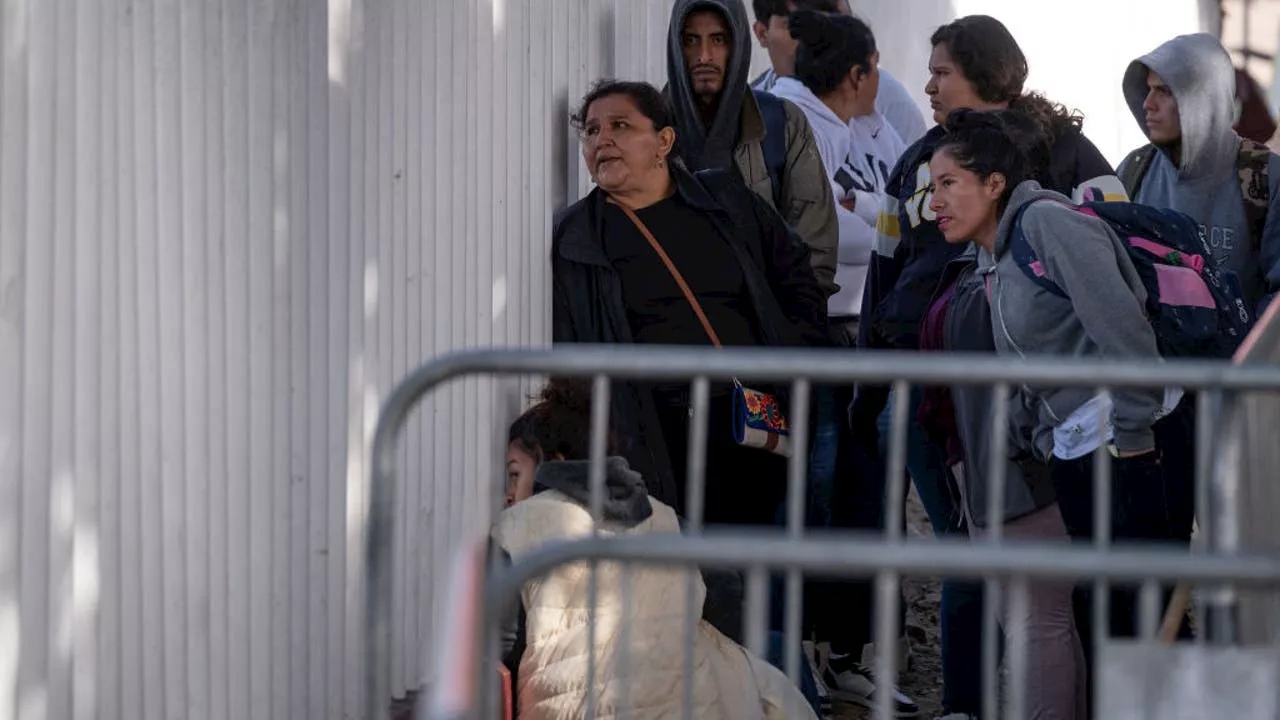 Chicago Mayor Vows to Protect Immigrant Communities Amidst Trump's Immigration Reforms