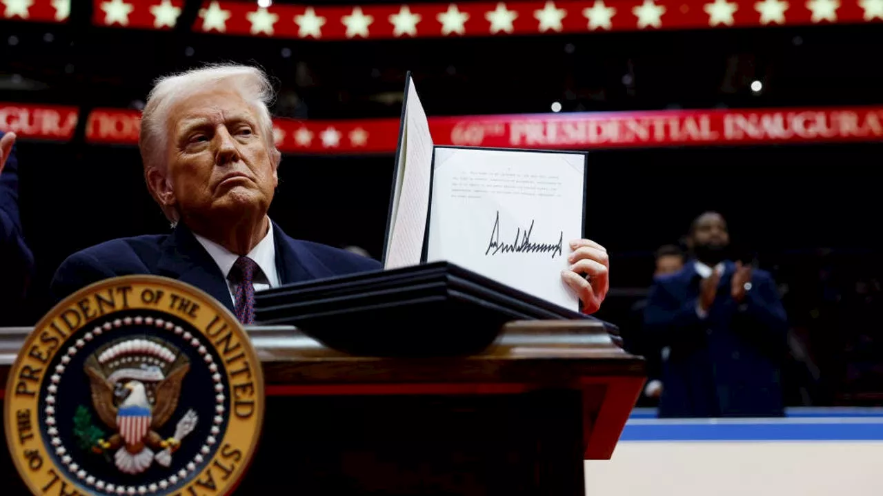 Trump Unleashes a Wave of Executive Orders, Signaling a Sharp Departure from Biden's Agenda