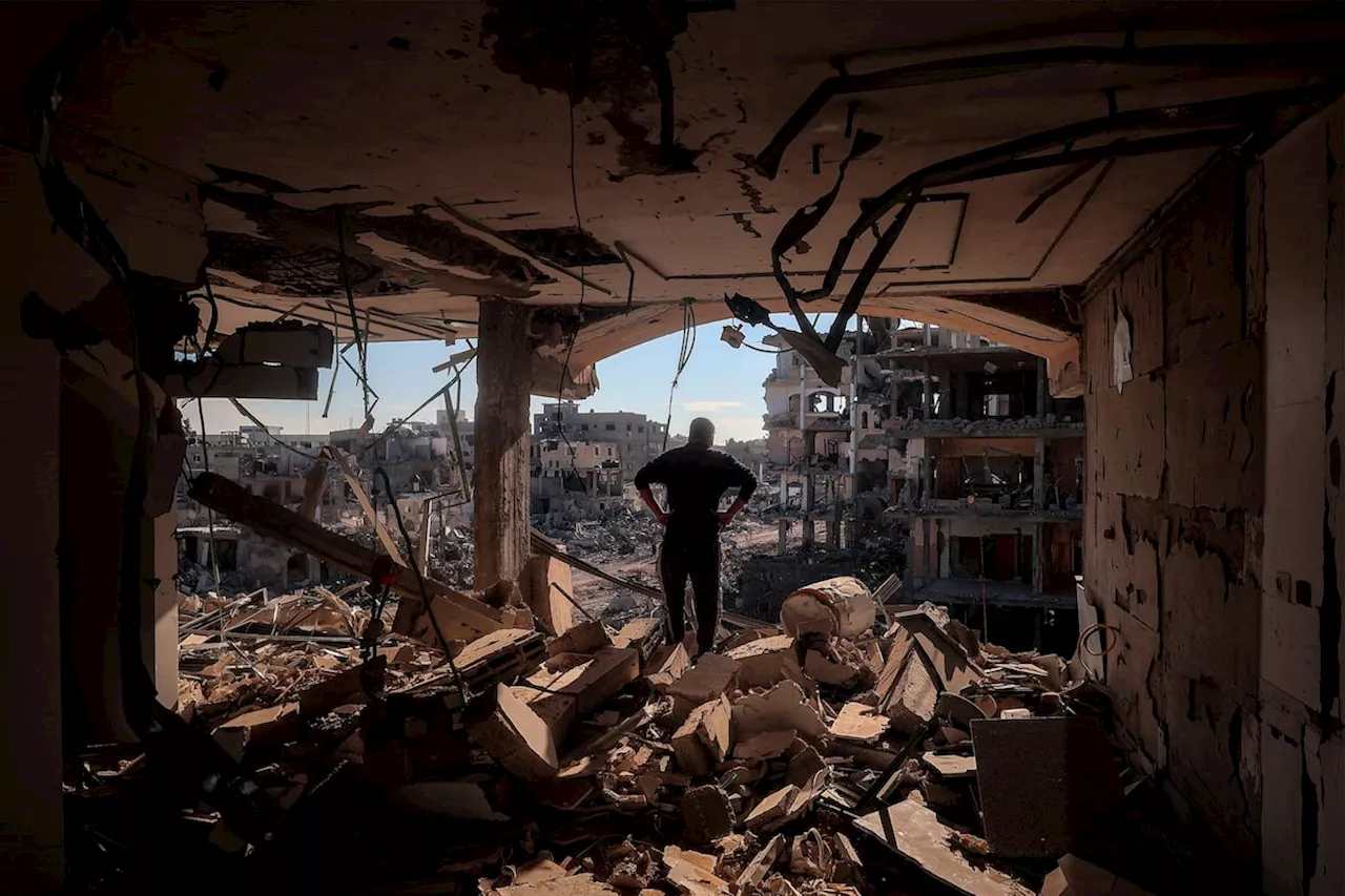 Gaza Residents Return to Ruins Amid Fears Over Rebuilding Challenges