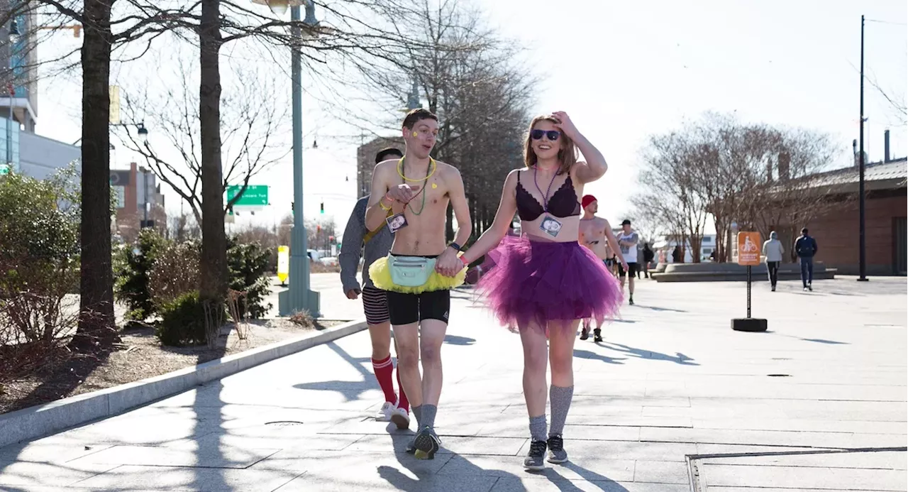 Nearly Naked New Yorkers Run for a Cause at Cupid's Undie Run